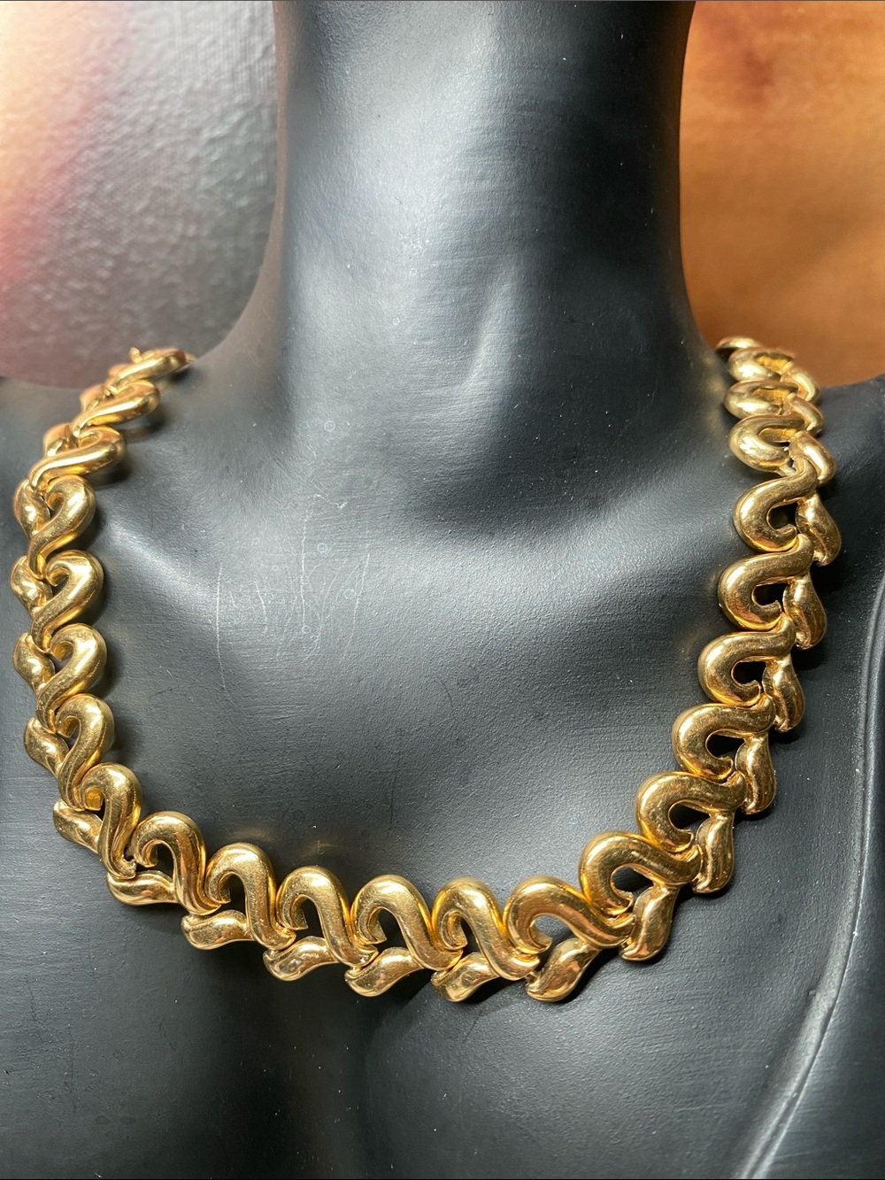 Vintage BUTLER  Gold Hearts Necklace Choker